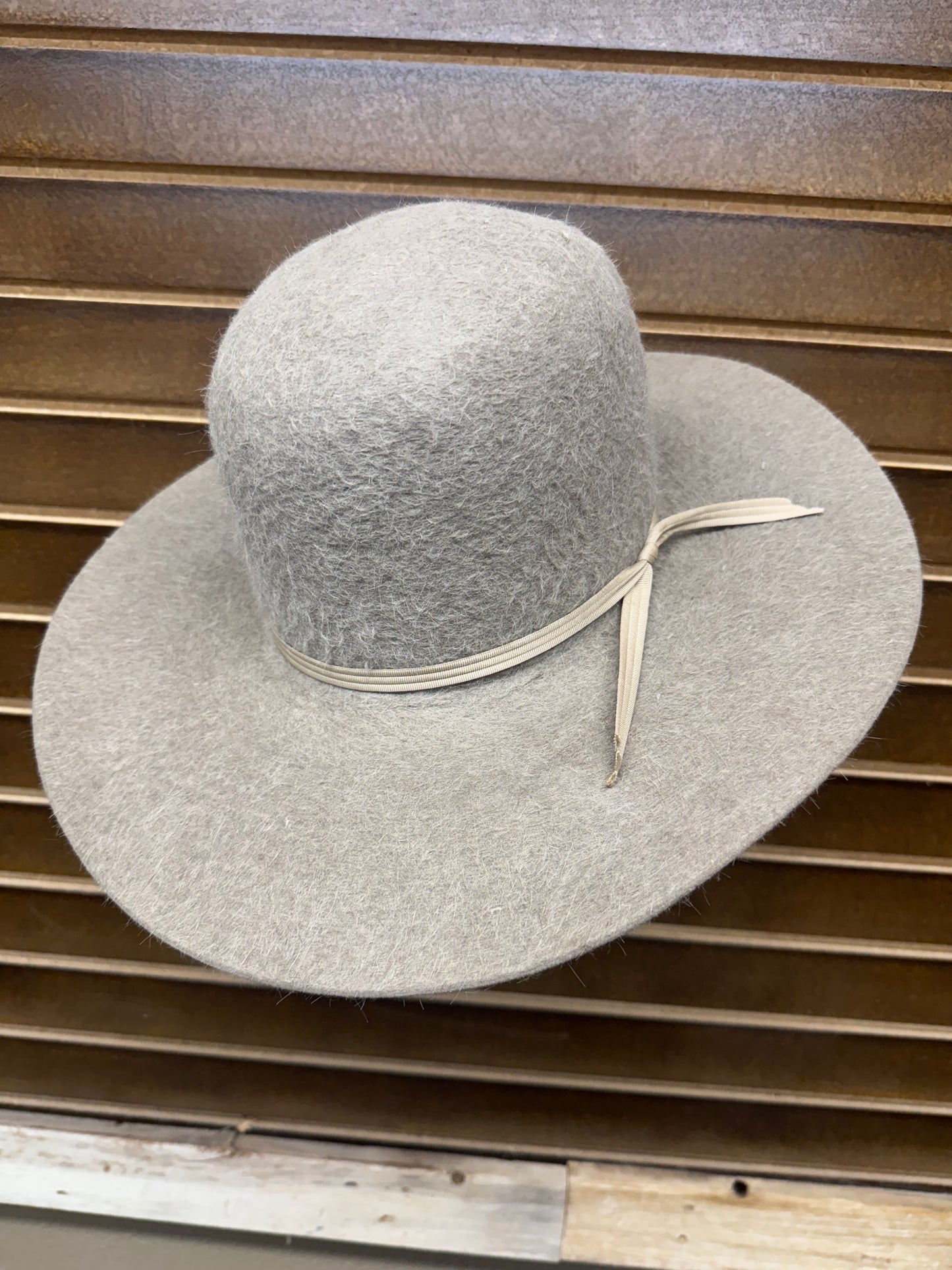 Felt Grizzly Cowboy Hat